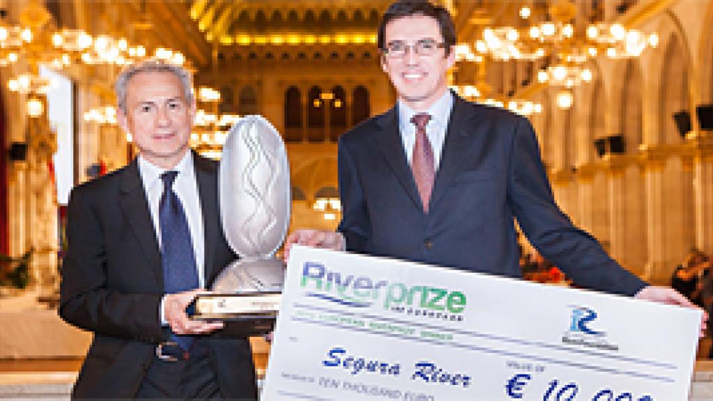 Riverprize winners pose for photograph