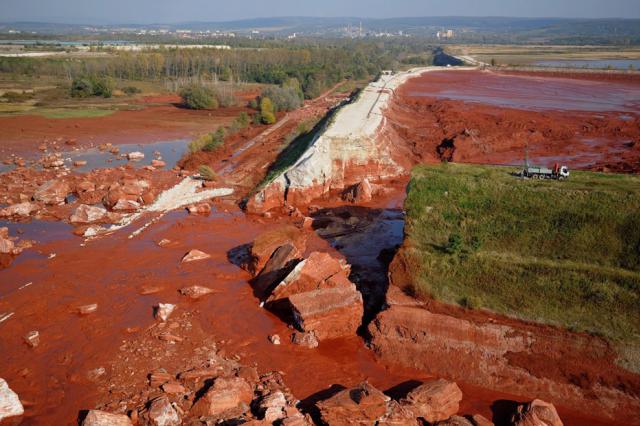 Collapsed dam of a red mud reservoir
